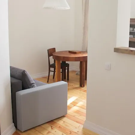 2 In Embasy Area Апартаменти *